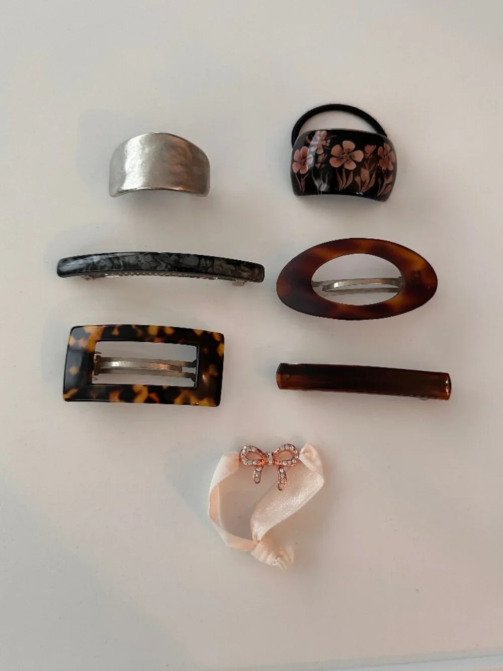 Set of 7 Barettes and Pony-Tail Holders